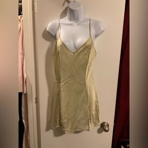 Victoria's Secret Light Yellow Chemise 100% Silk